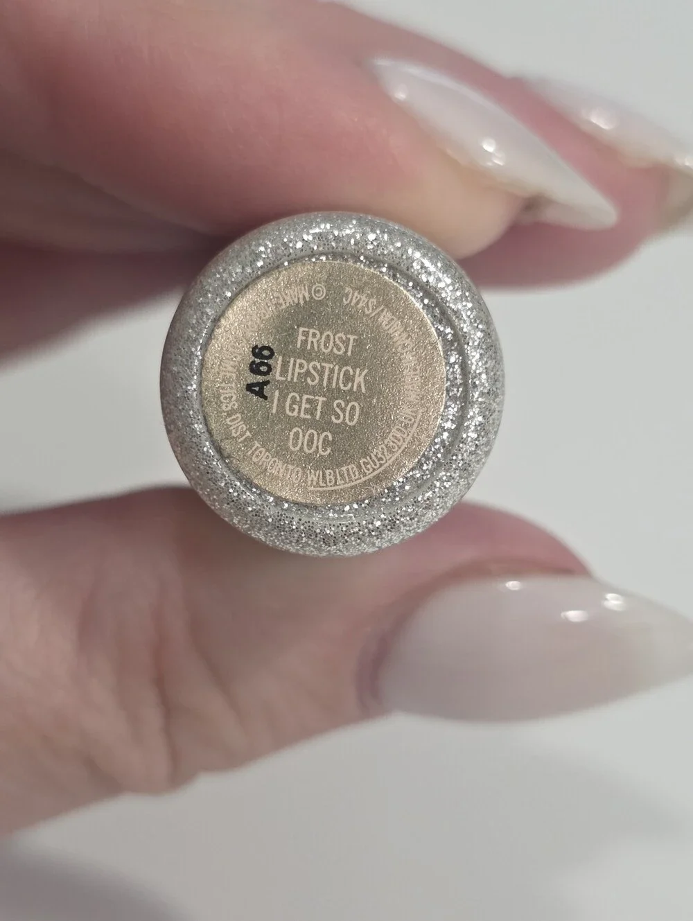 MAC x Mariah Carey I Get So OOC Frost Lipstick Limited Edition